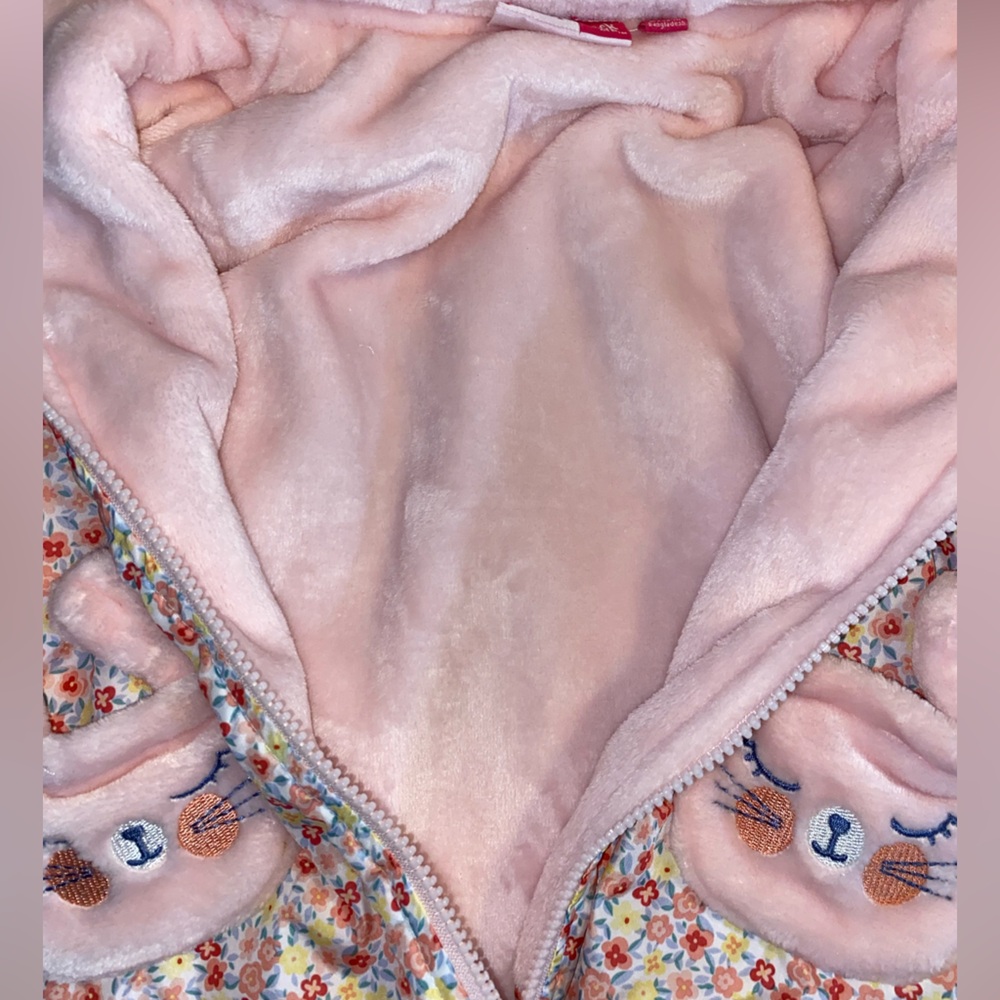 Adorable Girls Fall/Spring Jacket size 4t - Picture 6 of 9